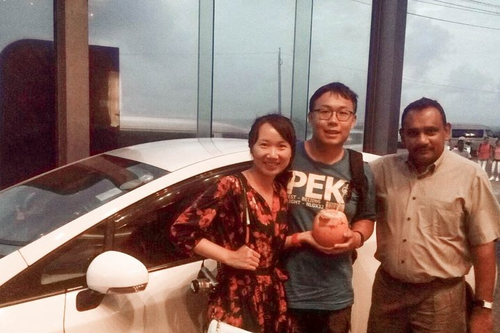 Transfer between Colombo Airport (CMB) and Mount Havana Luxury Boutique Villa - Photo 1 of 8